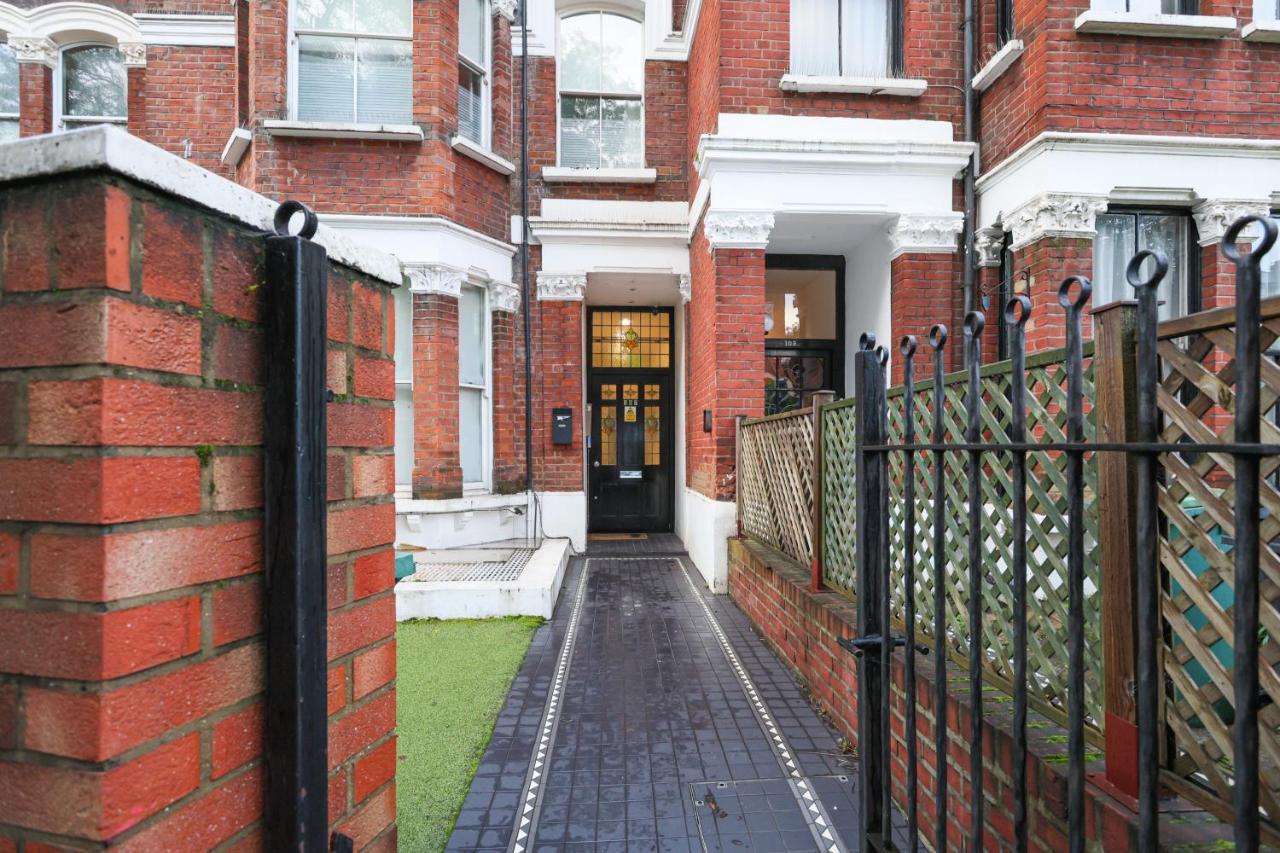 Appartement Private Studio Flat à Londres Extérieur photo